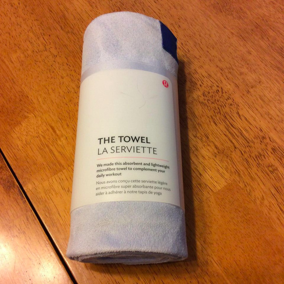 lululemon athletica Accessories - NWT Lululemon Large The Towel  yoga towel Chalk